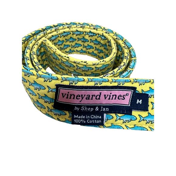 Vineyard Vines By Shep Ian Medium‎ green fish print Double Ring Belt - Picture 3 of 3